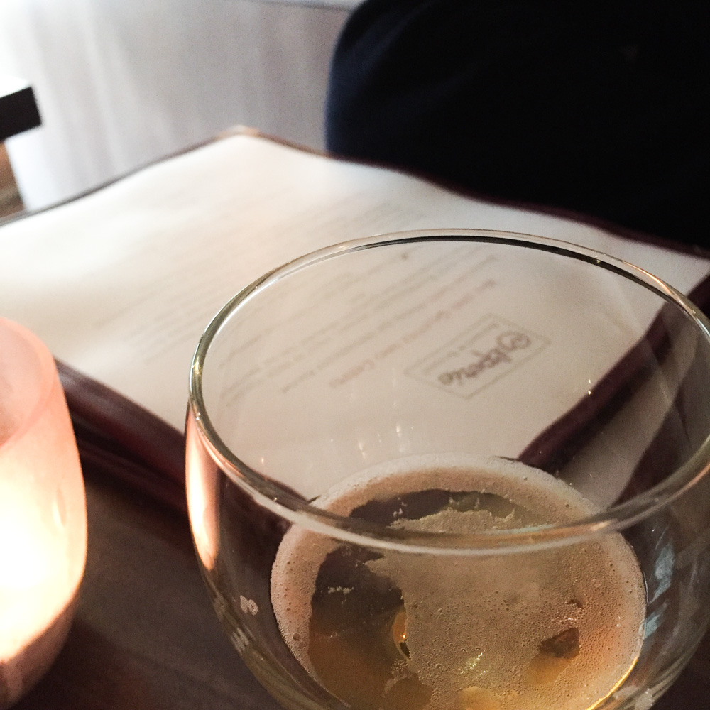 彼の思い出話をcidre(シードル)を飲みながら聴く。